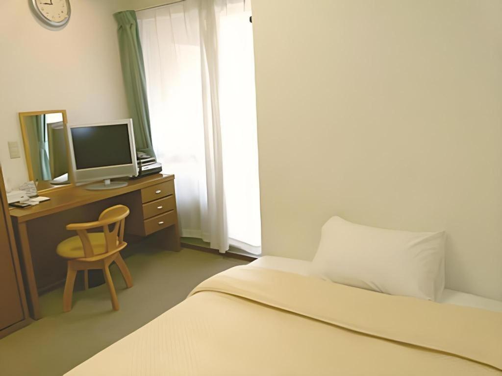 Hotel Peace Land Kume Naha Bagian luar foto